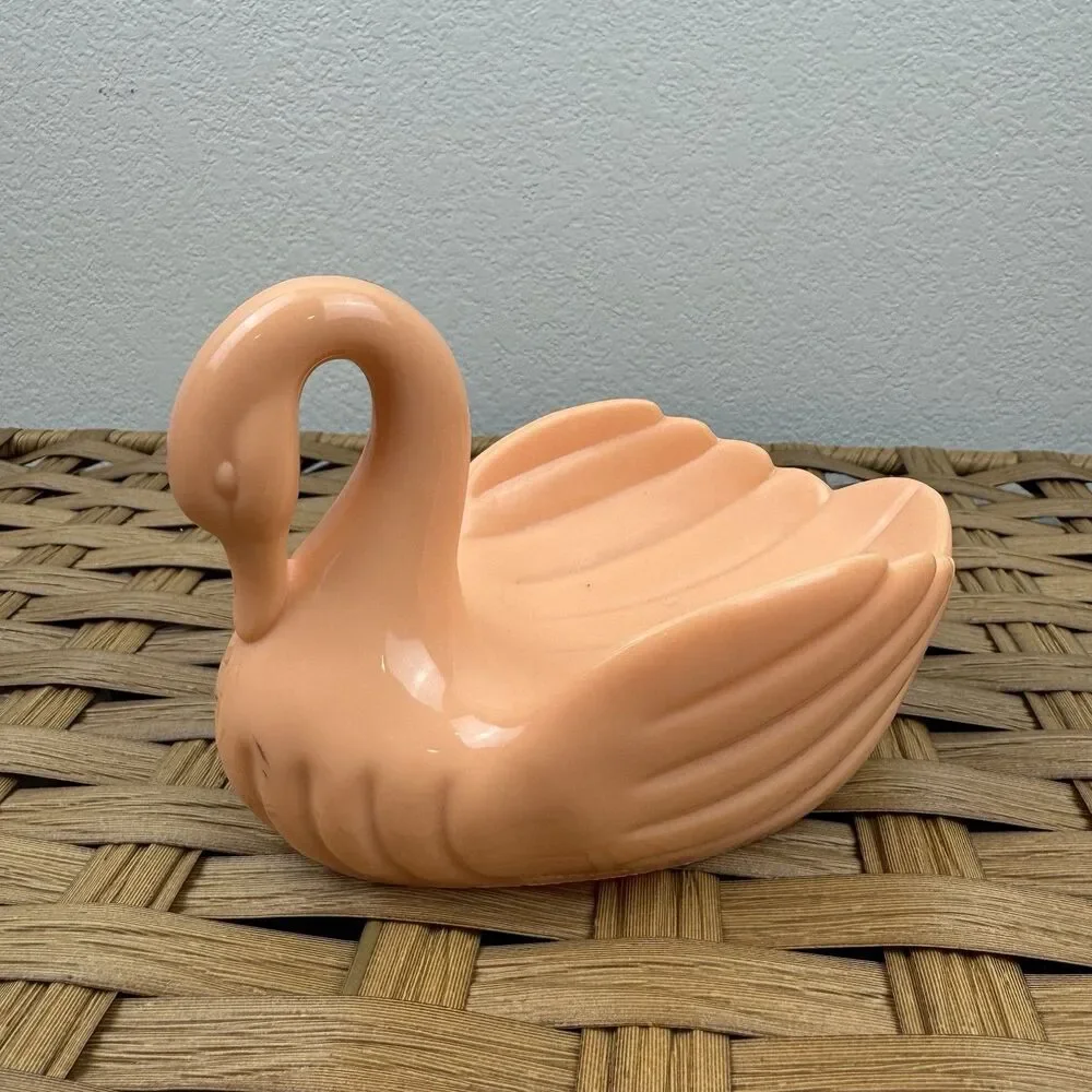 Vintage Peach Pink Swan Soap Dish Plastic Holder Retro Bathroom Decor